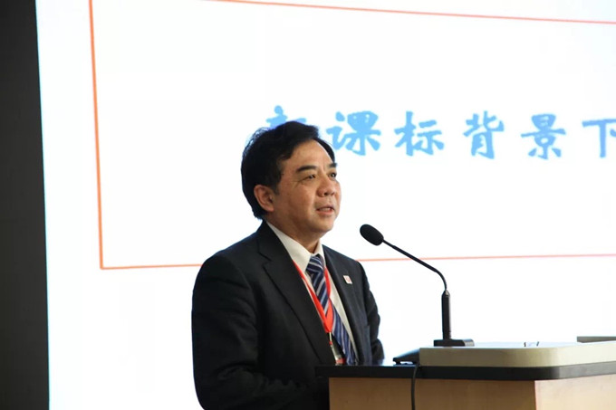 徐一平教授_副本.jpg 徐一平教授_副本.jpg