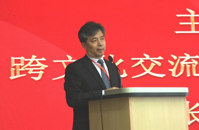 张文生校长_副本.jpg 张文生校长_副本.jpg